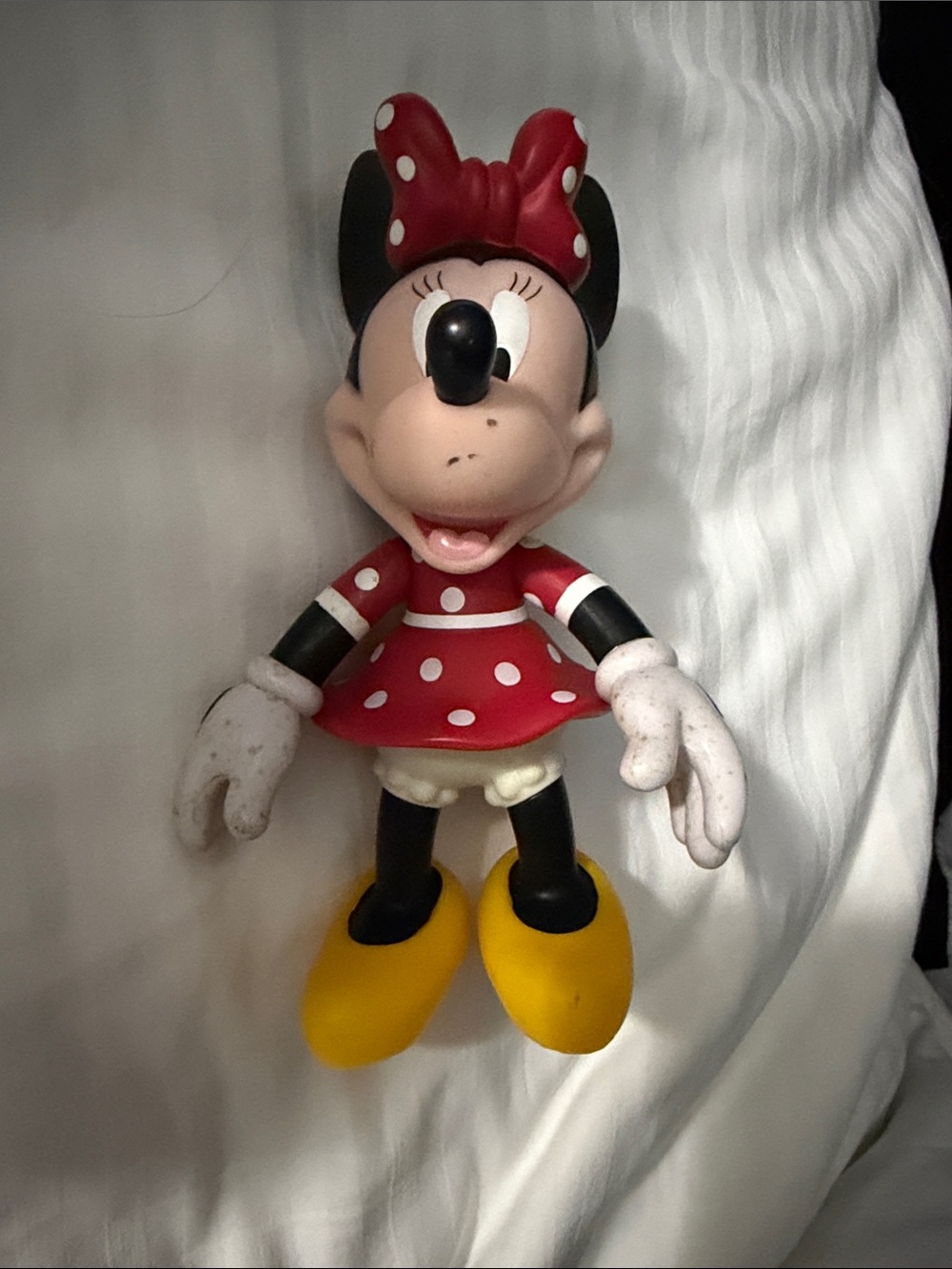 Vintage Disney Collectible Minnie Mouse Jointed Hard Vinyl 7" Figure